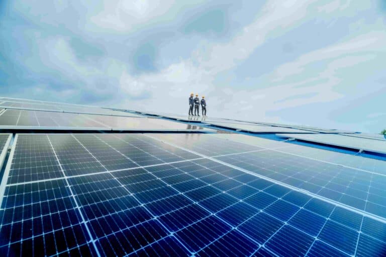 Solar360 y Bankinter firman un acuerdo para financiar proyectos de autoconsumo a empresas cliente del banco