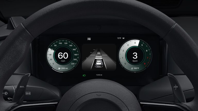 Apple revoluciona el coche conectado con CarPlay Ultra: debut oficial junto a Aston Martin