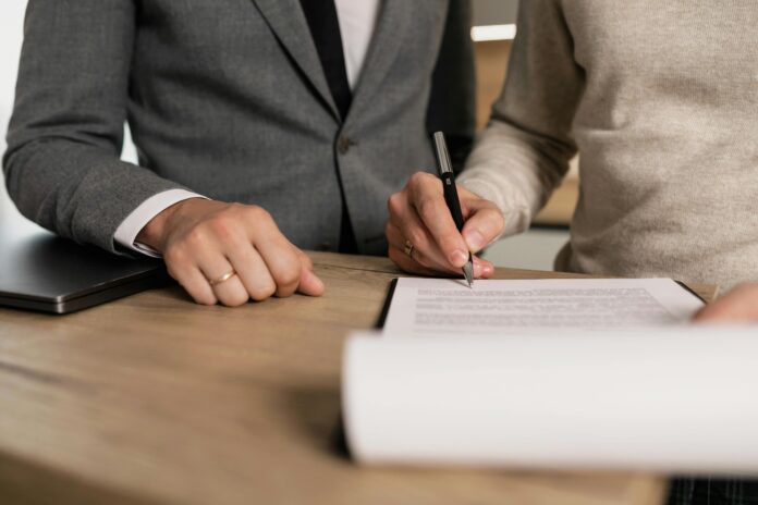 Cinco claves para que este verano las empresas apliquen correctamente la Ley en la contratación de duración determinada y así evitar sanciones de hasta 10.000 euros por contrato