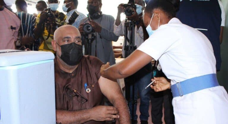 Las naciones adoptan un compromiso histórico para protegerse de futuras pandemias