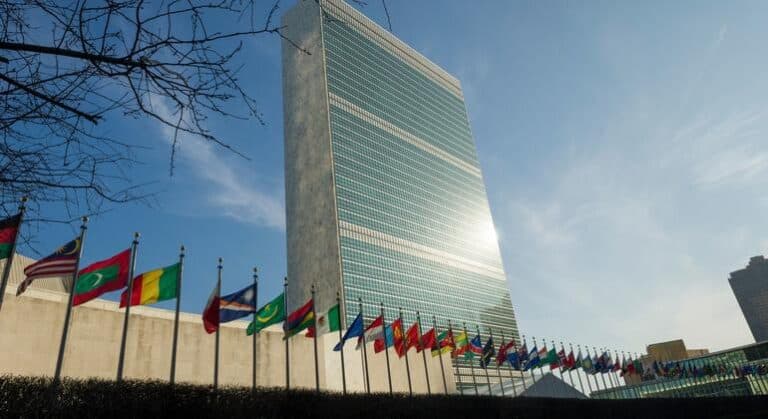 El Secretario General pide reformas importantes para reducir costes y mejorar la eficacia