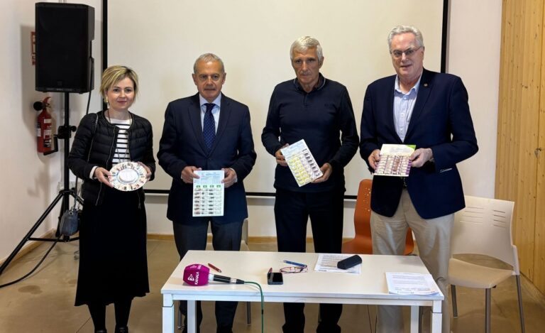 El Programa para mejorar el uso de medicamentos entre personas usuarias del servicio de ayuda domiciliaria y servicios sociales llega a Ibarra, Aia y Mancomunidad de Aiztondo