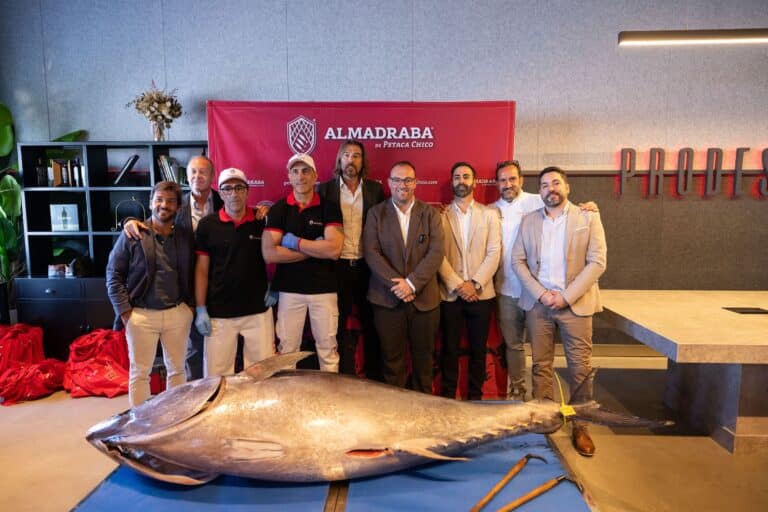Petaca Chico y Prodesco dan el pistoletazo de salida a la temporada del atún rojo con un ronqueo en Madrid