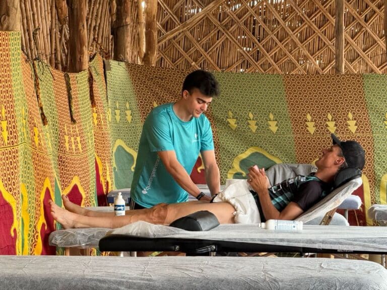 Quirónprevención acompaña el camino hacia la meta en la Titan Desert 2025