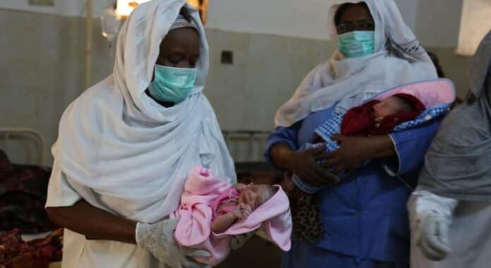 El apoyo a las matronas en países en crisis se verá drásticamente reducido por los recortes a la ayuda humanitaria