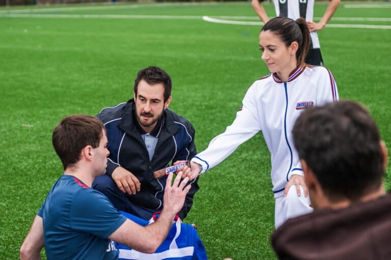 MARS: El 57% de los aficionados al fútbol cree que los "piscinazos" son más comunes en la actualidad