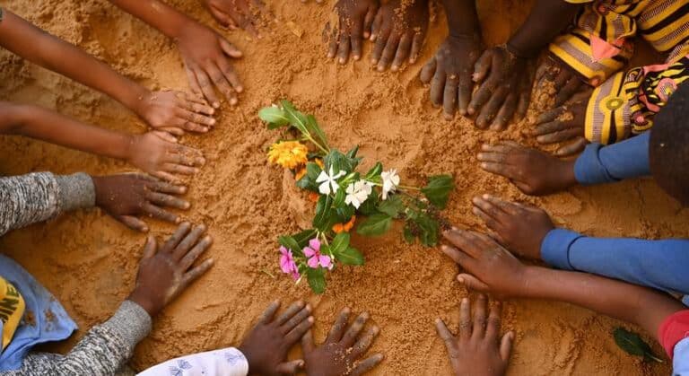 No todos los países están reduciendo su ayuda al desarrollo, España la ha aumentado un 12%