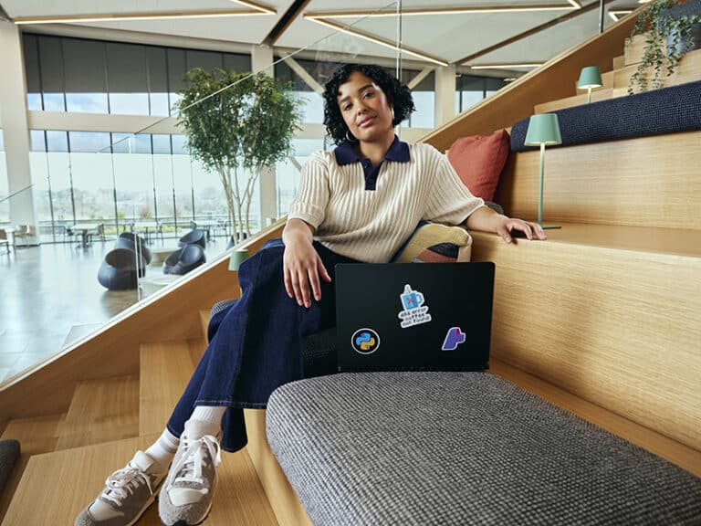 Strengthen business resilience with Windows 365 and Azure Virtual Desktop