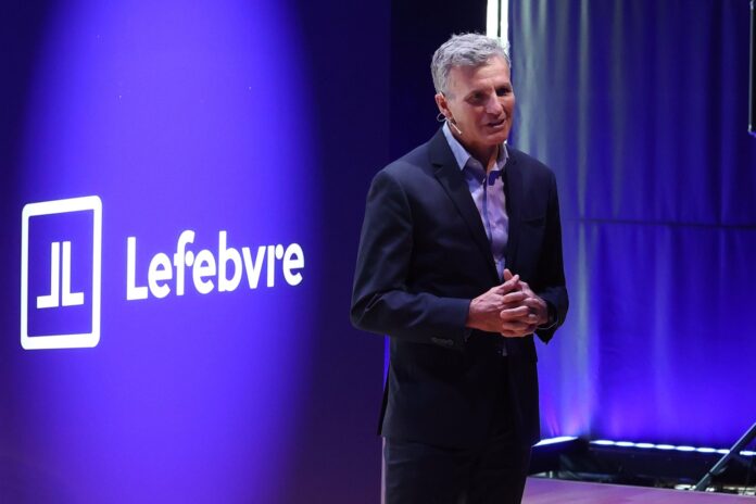 Lefebvre, primera compañía del sector legal certificada con la norma UNE-ISO/IEC 42001:2025 para la gestión responsable de la Inteligencia Artificial