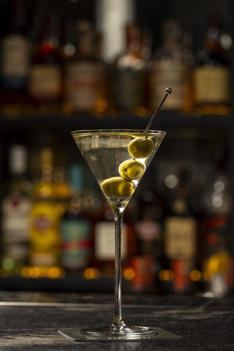 Alchemist 1967: la coctelería de autor que transforma lo ordinario en extraordinario y conquista Madrid