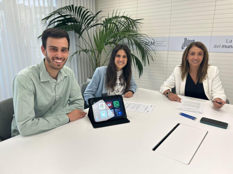 Bleta firma un acuerdo con la Asociación Catalana de Municipios para facilitar el acceso inclusivo a la información municipal