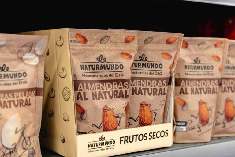 Dia refuerza su compromiso con la alimentación saludable: el 50% de su gama de frutos secos Naturmundo sin sal añadida