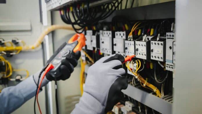 Gabi Instalaciones amplía sus servicios de electricista y fontanero en Sabadell, Terrassa, Sant Cugat y todo el Vallès