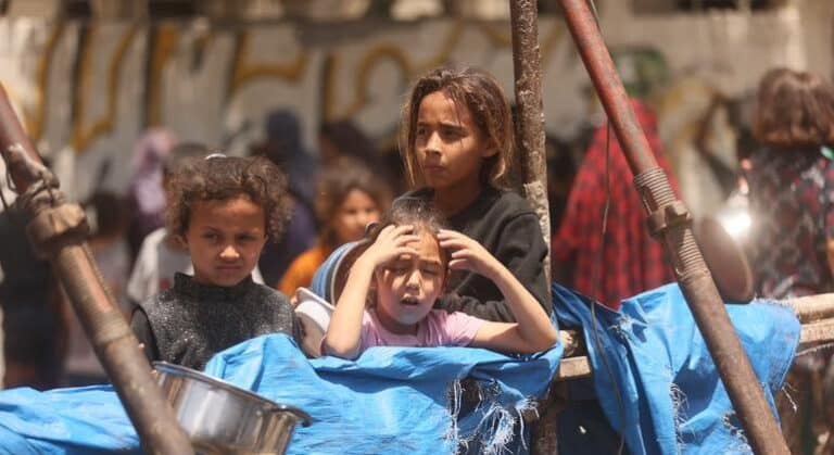 UNRWA: La gente en Gaza no está ni viva ni muerta, son cadáveres andantes