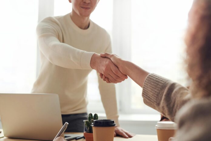 Novedad legal: ampliación en 3 semanas del permiso por nacimiento y cuidado de menores para cada progenitor