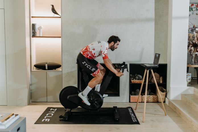 Arranca la temporada con ZBike Infinity: innovación y realismo para un indoor sin límites
