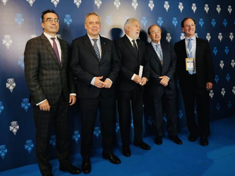 Médicos oftalmólogos de toda España se reúnen en Santiago de Compostela en el 101 Congreso de la SEO