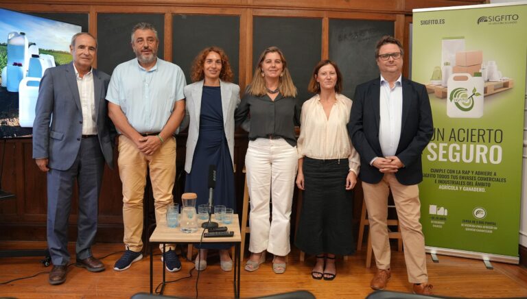 SIGFITO ayuda al sector ganadero a cumplir la normativa de envases