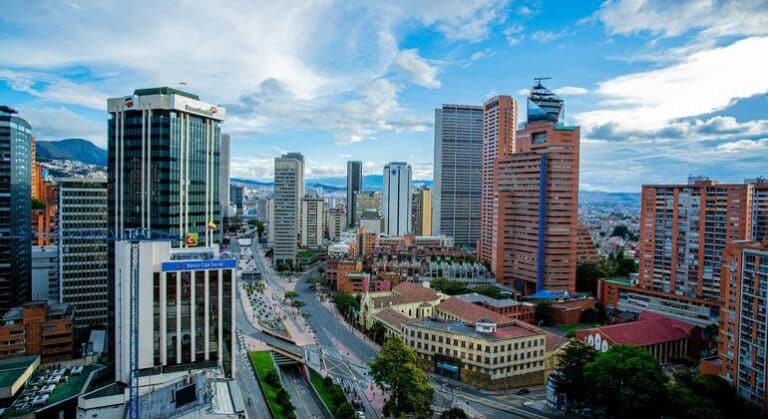 Poner a las personas en el corazón de las ciudades, clave para mejorar la vida urbana