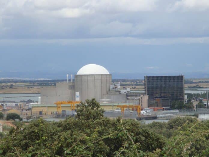 La consultora Metyis señala que el cierre de la central nuclear de Almaraz tendría consecuencias sociales, económicas y energéticas