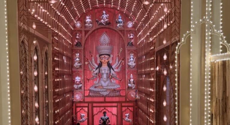 Durga Puja, el festival multitudinario hindú que fusiona devoción, arte y mensajes sociales