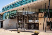 El Arrecife Gran Hotel & Spa Se Une a los Premios Azul Zero para Promover la Sostenibilidad El Arrecife Gran Hotel & Spa se suma a los Premios Azul Zero en su compromiso con la sostenibilidad