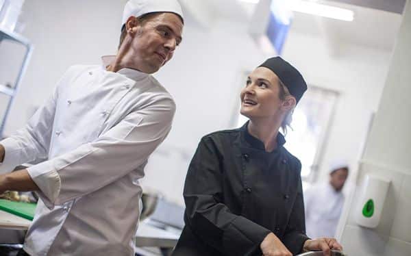 Formación Universitaria potencia la alta cocina profesional con su FP Preparatorio de Técnico Superior en Dirección de Cocina