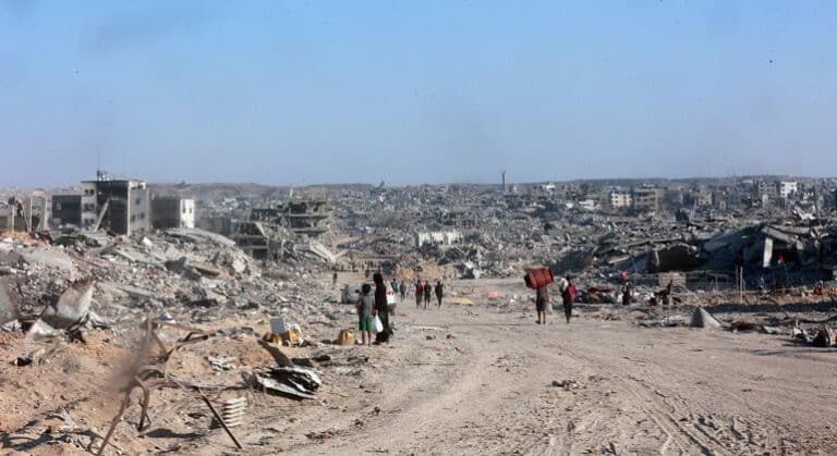 Gaza, pobreza y cambio climático, inundaciones en México... Las noticias del viernes