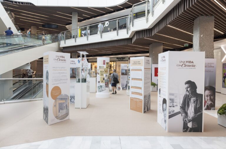 La ciudad natal de Ana María Lajusticia recibe "Una vida ConCiencia", la exposición sobre su legado