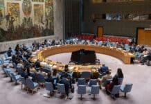 La ONU Aboga por la Distensión Tras los Ataques Estadounidenses a Embarcaciones en el Caribe frente a Venezuela La ONU llama a la distensión tras los ataques con misiles de Estados Unidos a embarcaciones en el Caribe frente a las costas de Venezuela