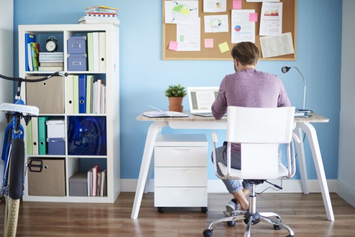 Megacity ayuda a crear espacios de teletrabajo cómodos y productivos, con un mobiliario de oficina que apuesta por la organización