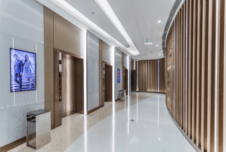 Tot-Net impulsa la salud y el bienestar en edificios corporativos con servicios de limpieza alineados con la certificación WELL