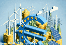 UE Importa 14.600 Millones de Euros en Productos de Energía Verde boat transporting wind turbines blades