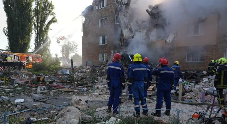 Ucrania: las fuerzas rusas habrían cometido crímenes de guerra y deportaciones forzadas