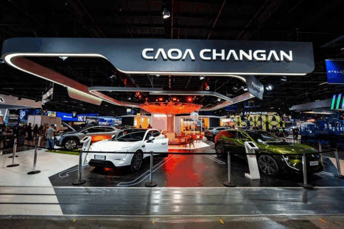 Changan Debuta Oficialmente en el Salón del Automóvil de São Changan hace su debut oficial en el Salón del Automóvil de São Paulo y lanza su marca en Brasil