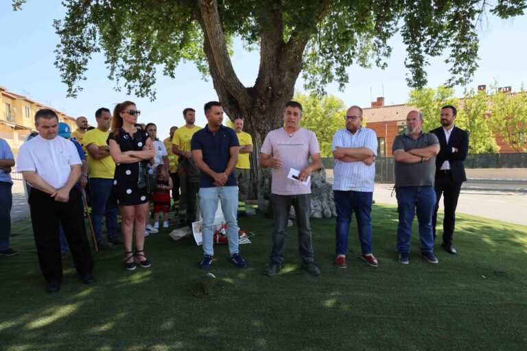 Cogolludo rinde homenaje a los 11 héroes del retén, 20 años después del incendio de La Riba de Saelices