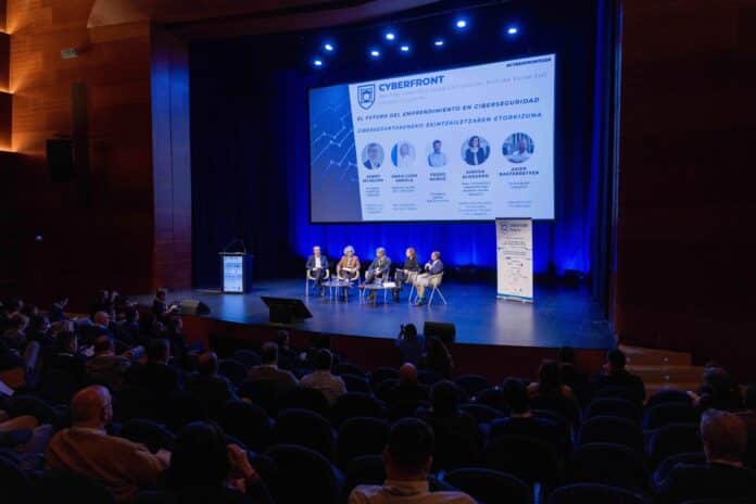 Cyberfront: Donostia se Consolida como Epicentro Europeo de Ciberseguridad y CYBERFRONT convierte a Donostia en epicentro europeo de ciberseguridad y emprendimiento