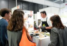 Delicias en Dos Bocados: Tartaleta de Foie Gras y Micuit Caramelizado Dos bocados que conquistan: tartaleta de bloc de Foie Gras y micuit caramelizado