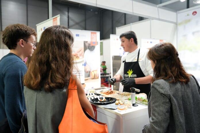 Dos bocados que conquistan: tartaleta de bloc de Foie Gras y micuit caramelizado