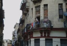 El Impacto del Endurecimiento de las Sanciones Estadounidenses en los Derechos Humanos en Cuba El endurecimiento de las sanciones estadounidenses a Cuba afecta el goce de los derechos humanos