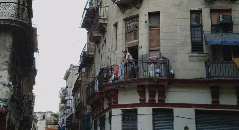 El endurecimiento de las sanciones estadounidenses a Cuba afecta el goce de los derechos humanos