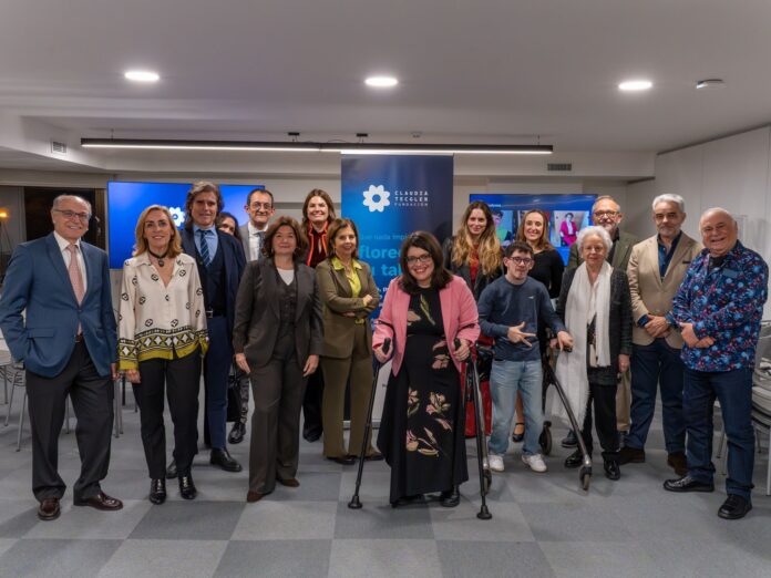 Empoderando a la Discapacidad: La Nueva Misión de la Fundación Quitarle poder a la discapacidad: la misión de la Fundación Claudia Tecglen, a la que se unen 130 líderes