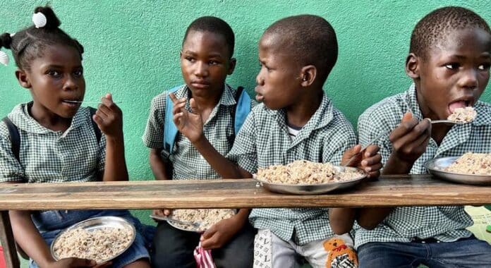 Hambre Acecha a Casi 41 Millones de Personas en América Casi 41 millones de personas sufren hambre en América Latina