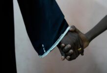 Hijos de Mujeres Maltratadas: Desigualdad en América Latina y el Futuro del Secretario General Hijos de mujeres maltratadas, desigualdad en América Latina, próximo Secretario General... Las noticias del miércoles