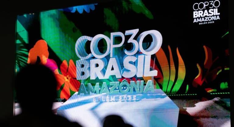 El uso de inteligencia artificial divide opiniones en la COP30