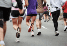 La Behobia-San Sebastián: Una Carrera para Disfrutar sin la Presión de Batir Marcas Dr. Gonzalo Navarrete, cardiólogo de Policlínica Gipuzkoa: "La Behobia-San Sebastián es una carrera para disfrutar, no para batir marcas a cualquier precio"