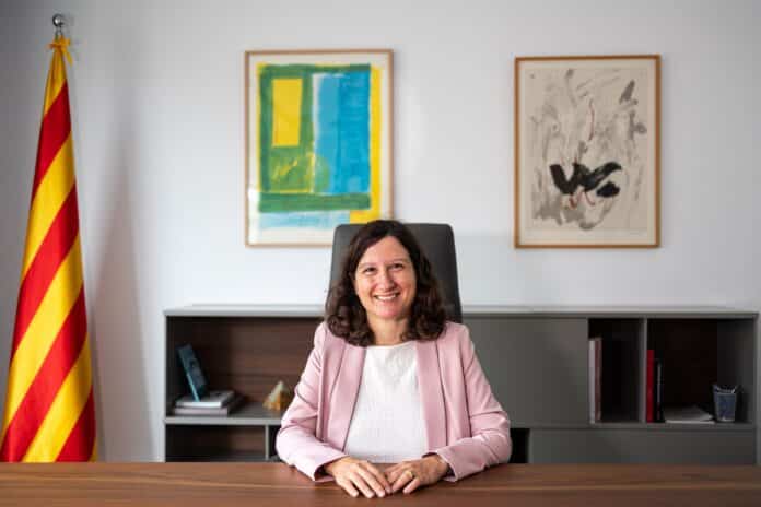 La Dra. María José Guerrero Torres: Primera Mujer Presidenta del La Dra. María José Guerrero Torres, primera mujer presidenta del COEC