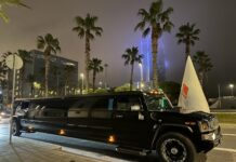 La Imponente Limusina Hummer Negra de Cataluña Llega a Barcelona Tras Su Título de ‘Miss Las Vegas’ La limusina Hummer negra más grande de Cataluña llega a Barcelona tras ser galardonada como 'Miss Las Vegas'