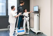 La Importancia de Mantener la Independencia y Privacidad en Personas con Enfermedades Neuromusculares a Través de la Neurorrehabilitación Robótica "Preservar el mayor tiempo posible la independencia y la privacidad de personas con enfermedades neuromusculares es una aportación clave de la neurorrehabilitación robótica", explica Sara García Delgado