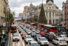 Operación Salida de Navidad: Expertos Alertan sobre los Peligros de los ‘Conductores Fantasma’ al Prestar el Coche a Familiares en Estas Fiestas Operación Salida de Navidad: expertos advierten del riesgo de los 'conductores fantasma' al prestar el coche a familiares estas fiestas